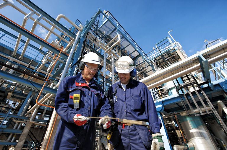 Training Asset Management for Petroleum Industries