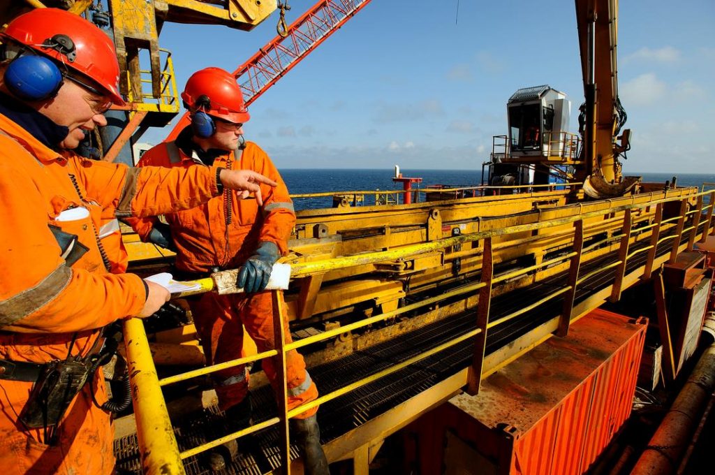 Training Oil & Gas Surface Production System Facility Operation Maintenance