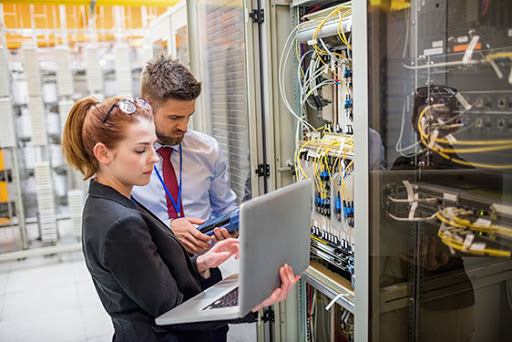 Training Petroleum Engineering for Non-Engineering